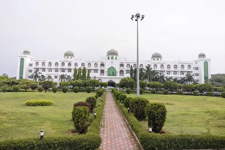 Maulana Azad National Urdu University (MANUU)
